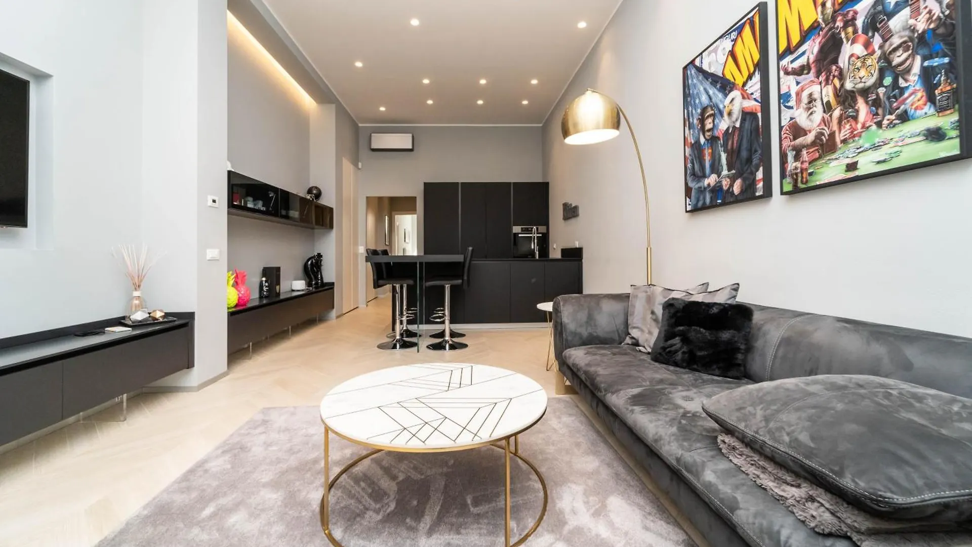 Lr Deluxe Apartments - Loft Di Lusso - Repubblica Milan 0*,  Italy